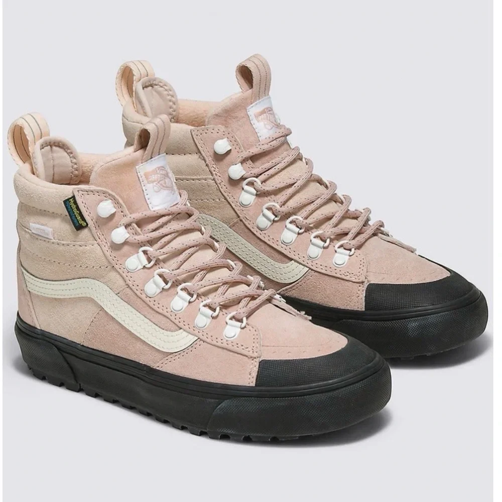 Vans Women's SK8-Hi DR MTE-2 Shoes in Rose Smoke Women’s size 8.5